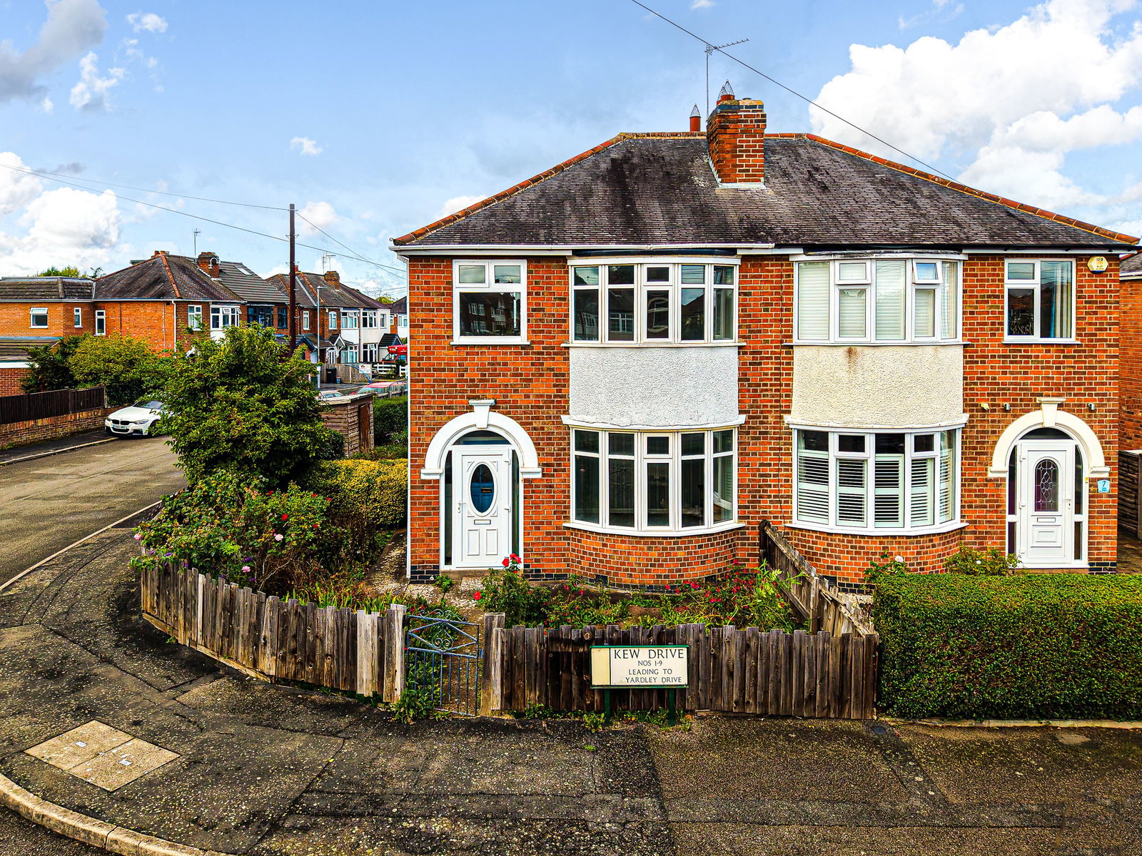 Semi Detached House for sale in Wigston, Kew Drive, Wigston, LE18 1HH