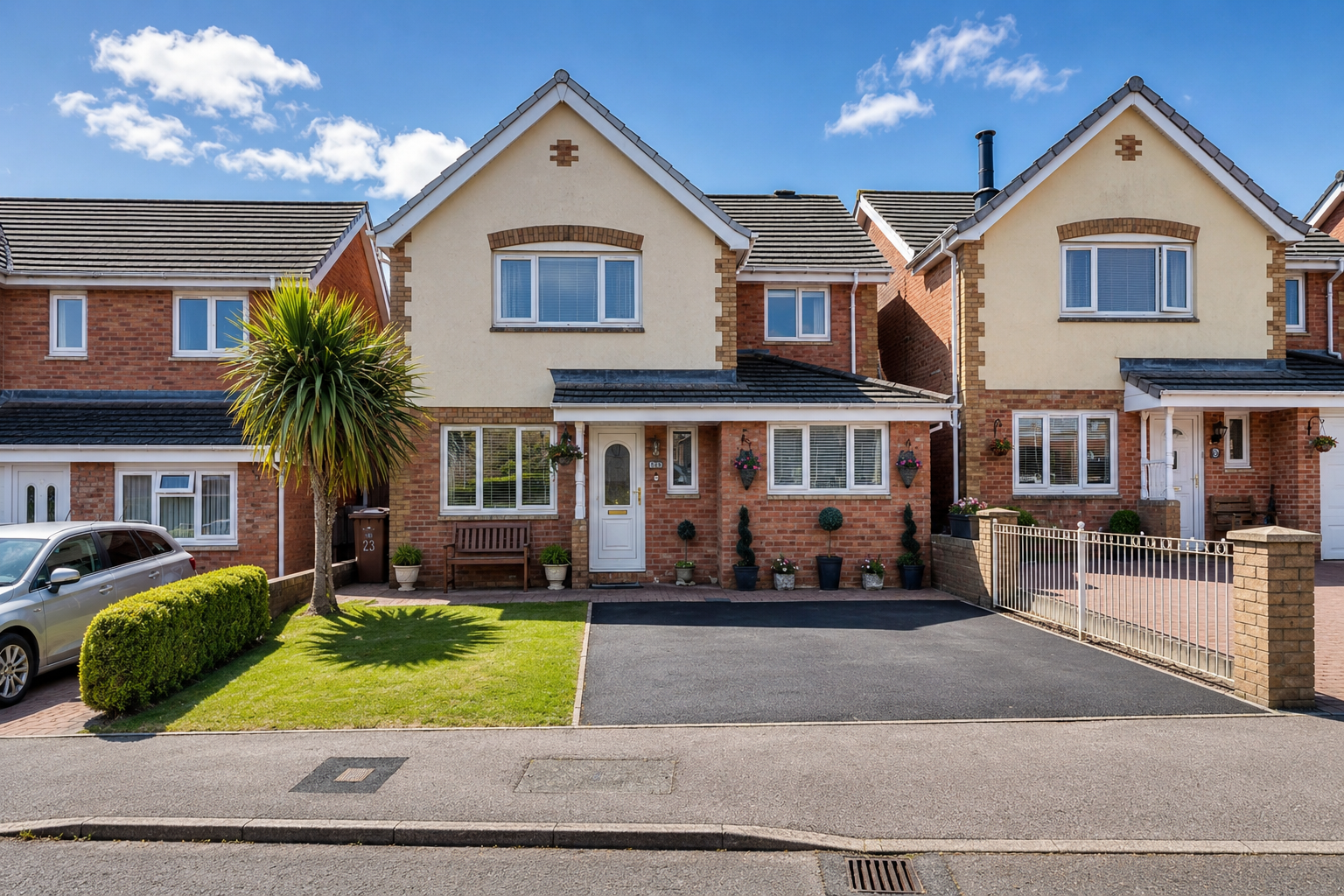 Detached House in Newport