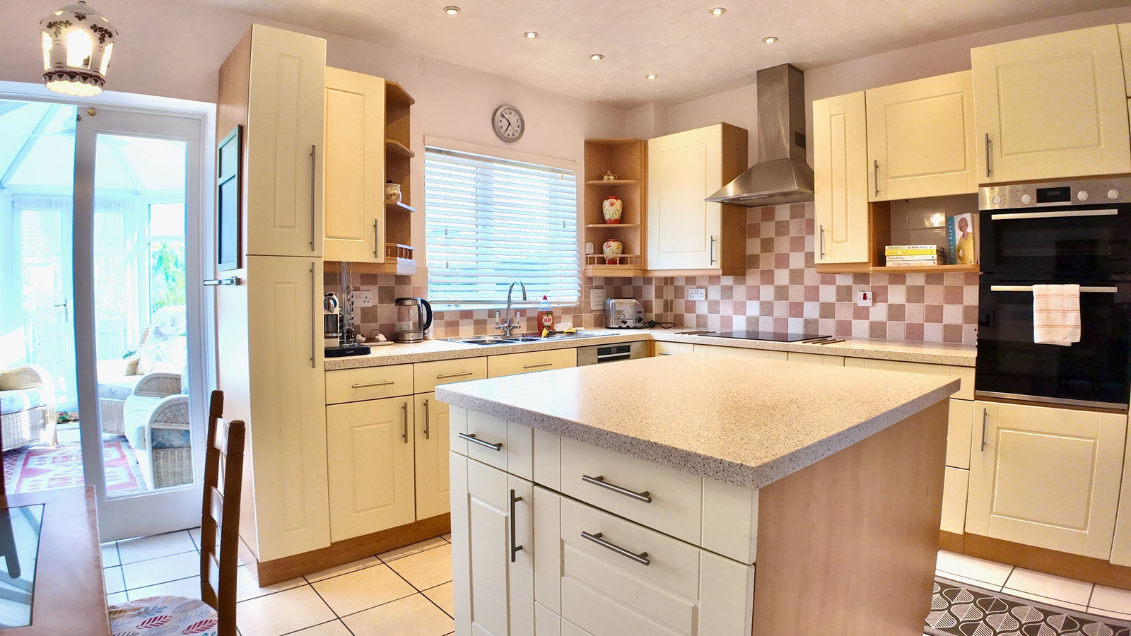 Detached House for sale in Blackwood, Tir-Berllan, Oakdale, NP12, 1238 m²