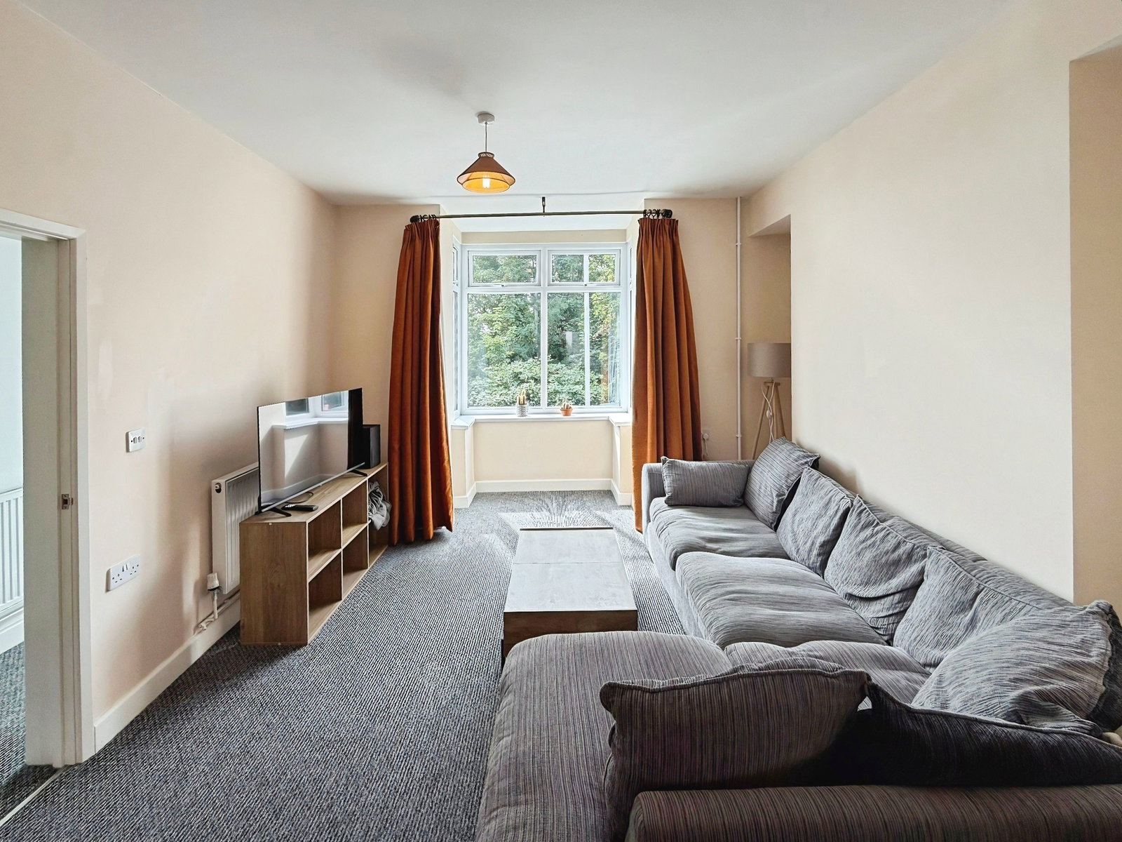 Terraced House in Swansea 4