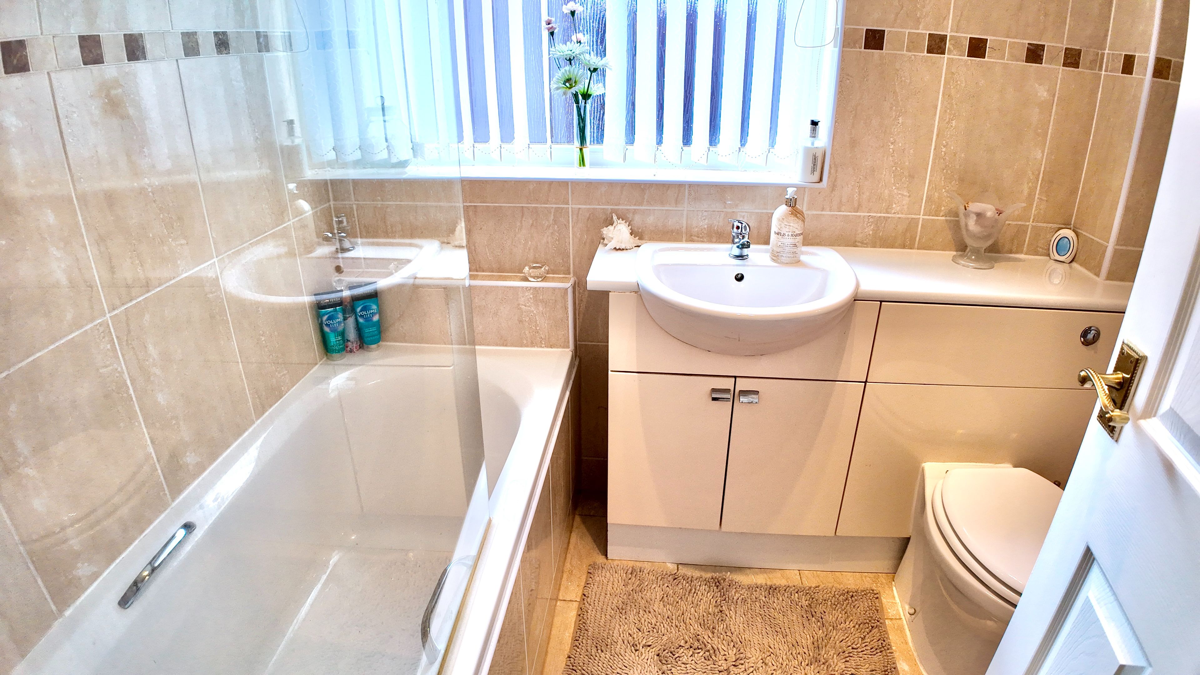 Detached House for sale in Blackwood, Forest Hill, Pontllanfraith, NP12, 1416 m²