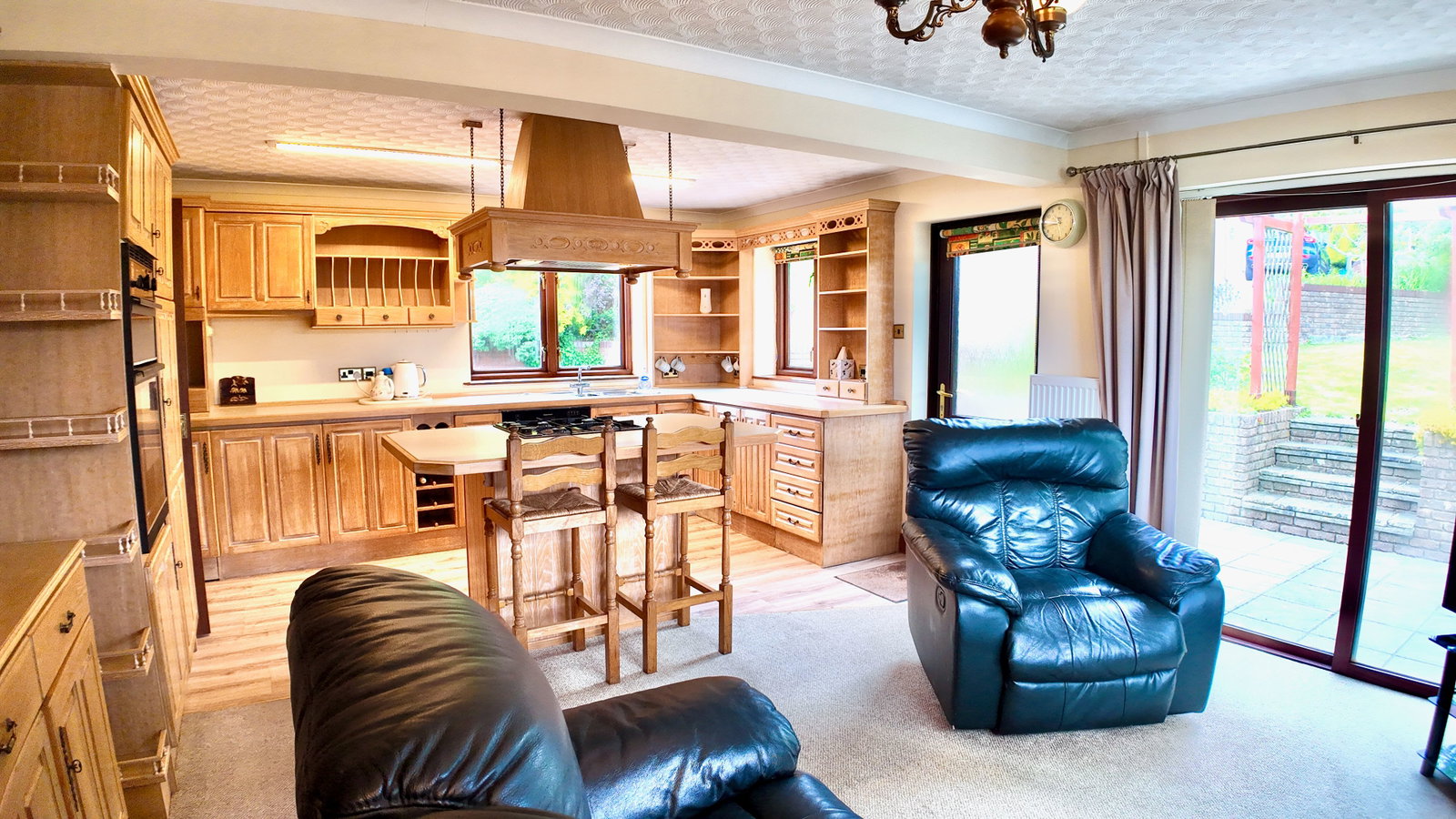 Detached House in Blackwood 4