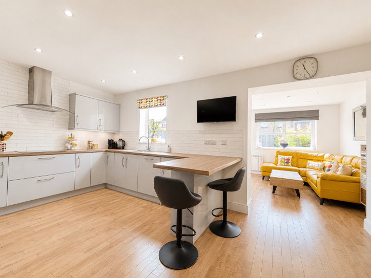 Detached House in Swansea