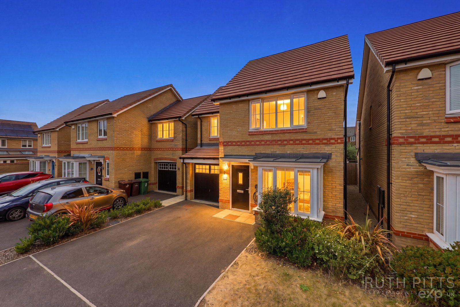 Detached House in Wakefield