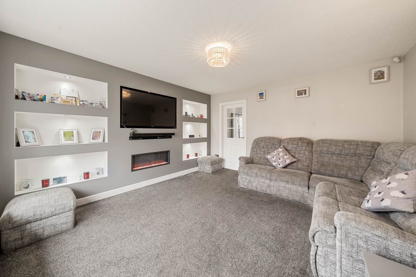 Semi Detached House in Bradford