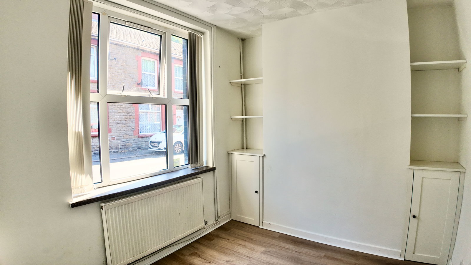 Terraced House in Abertillery 4