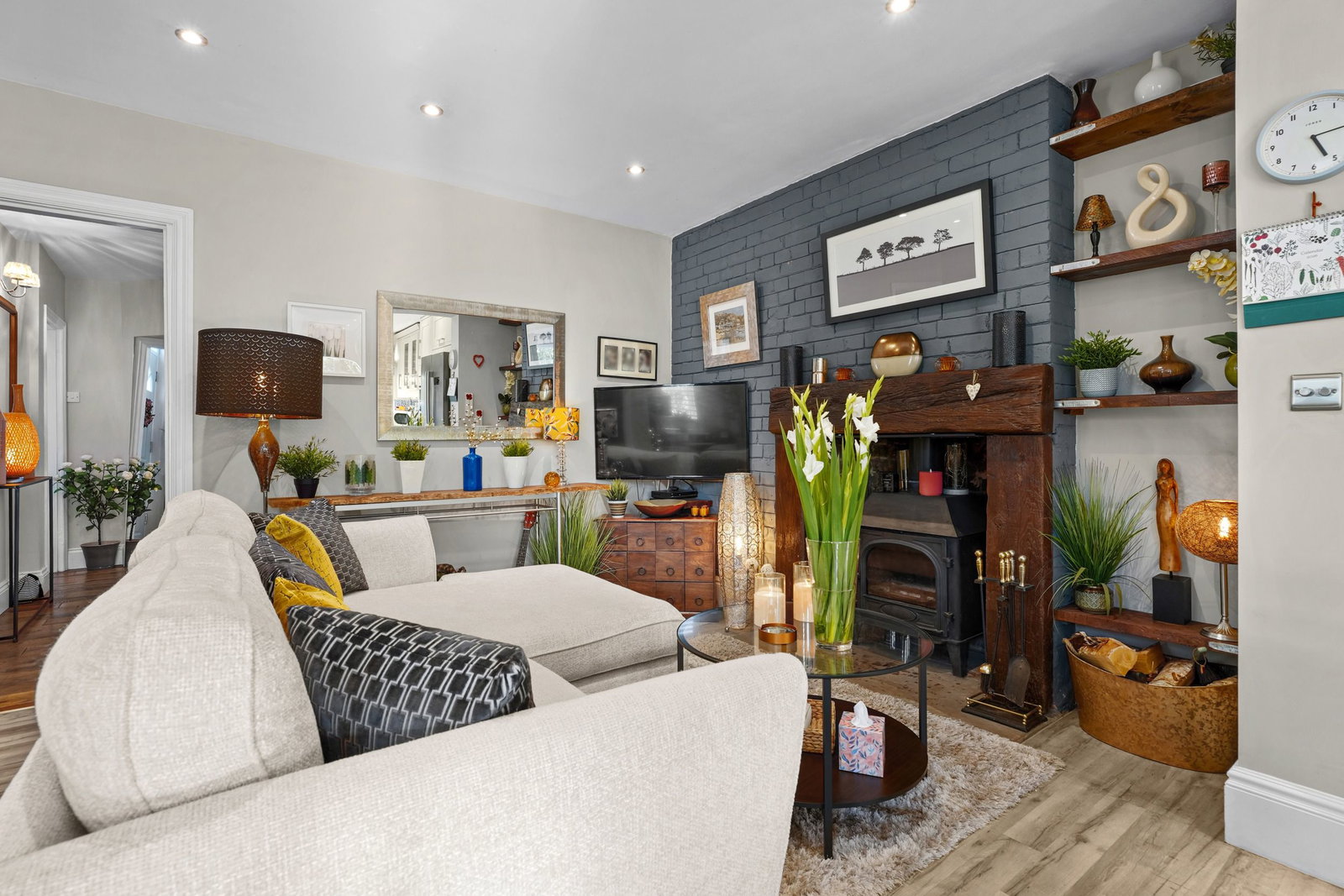 Semi Detached House in Milton Keynes 2