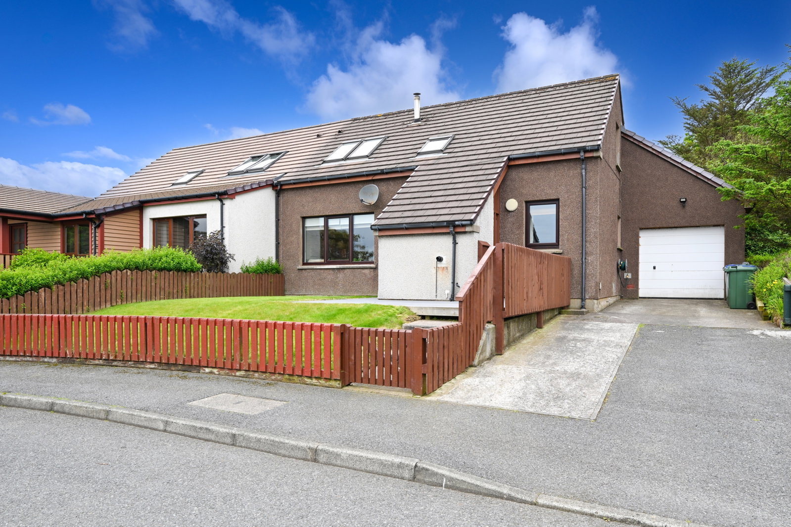 Semi Detached House in Shetland
