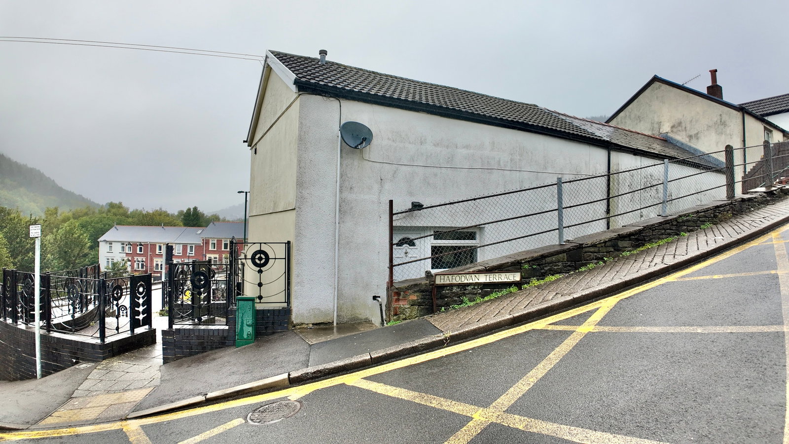 End Of Terrace House for sale in Abertillery, Hafod Fan Terrace, Six Bells, NP13, 743 m²