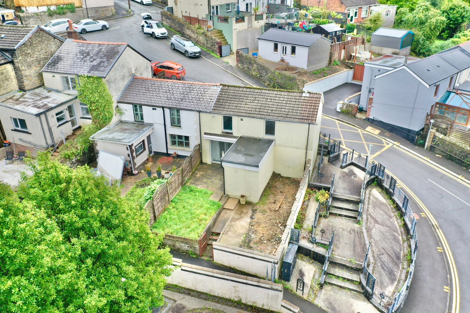 End Of Terrace House in Abertillery