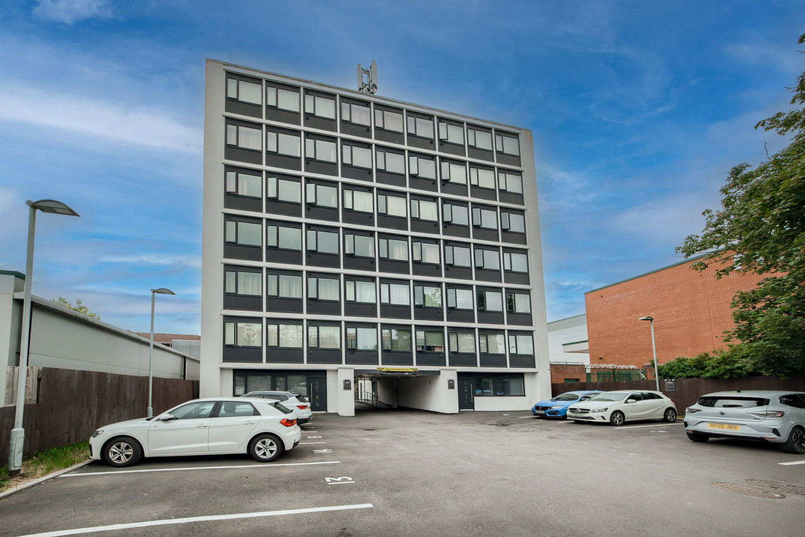 Flat for sale in Birmingham, Interchange, Coventry Road , Sheldon, Birmingham, B26 3BW, 422 m²