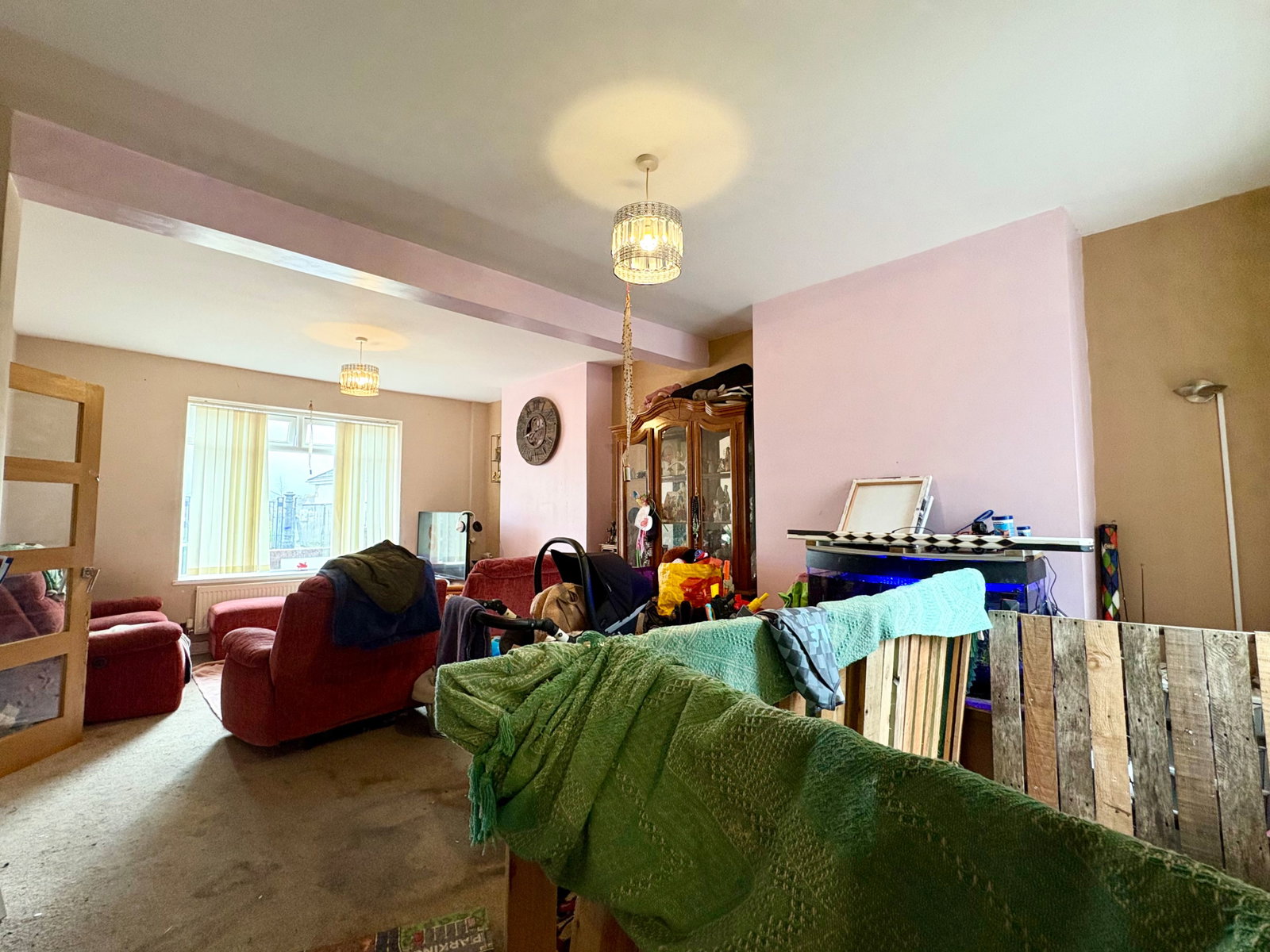 Terraced House for sale in Blackwood, Twynyffald Road, Blackwood, NP12, 958 m²