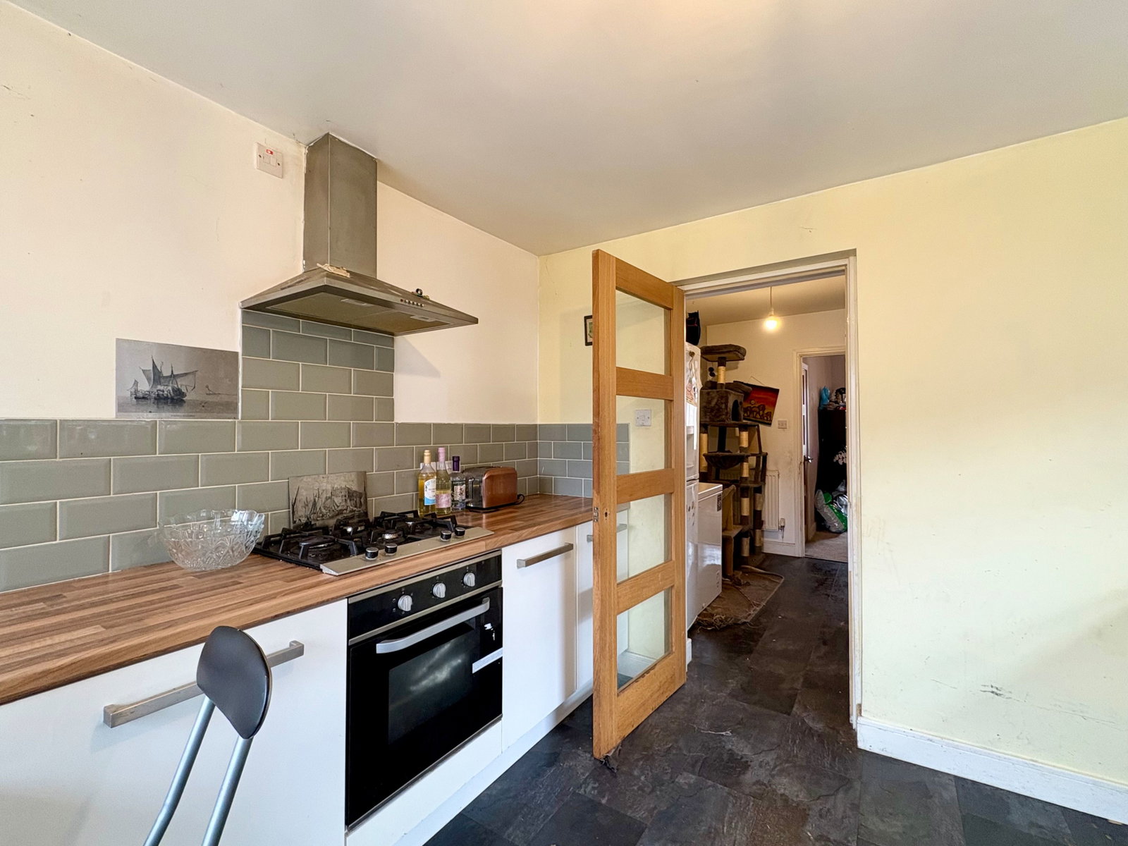Terraced House for sale in Blackwood, Twynyffald Road, Blackwood, NP12, 958 m²