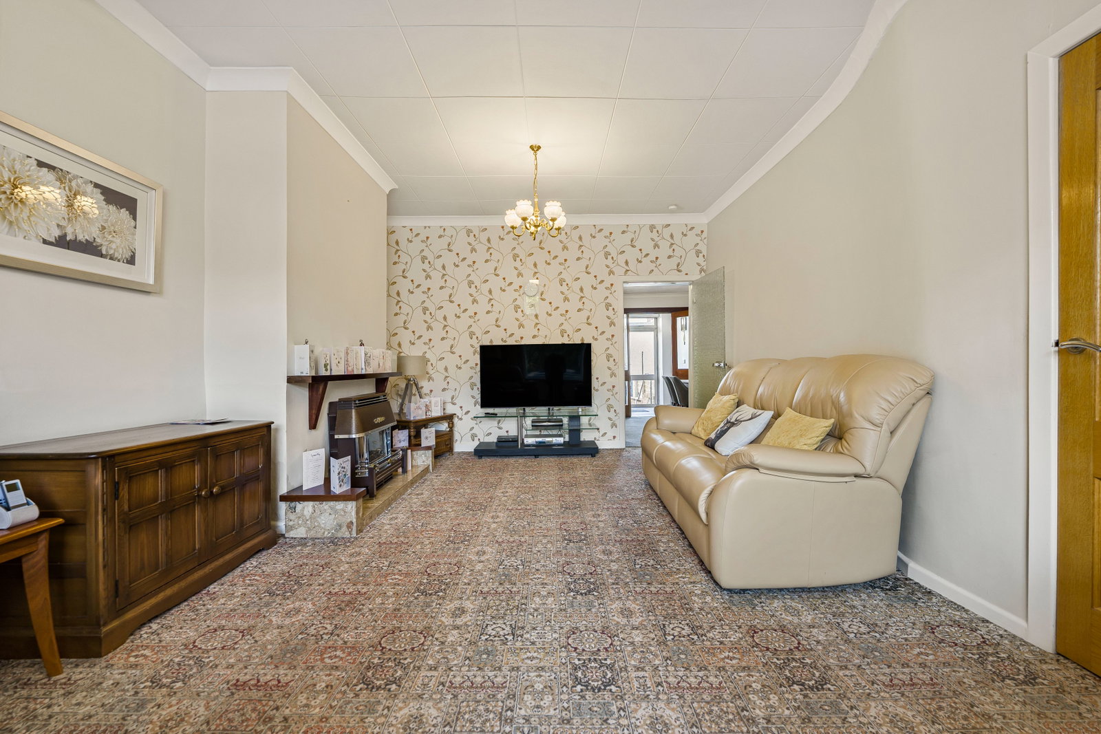 Terraced House in Pontyclun