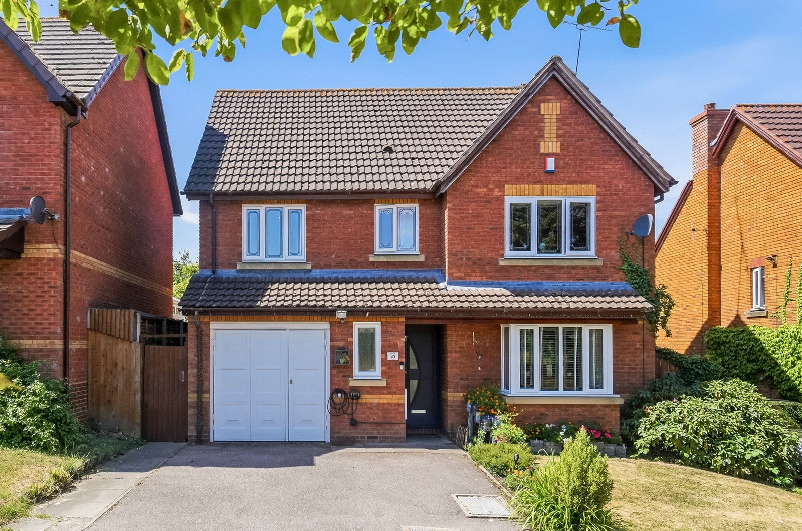 Detached House in Southam