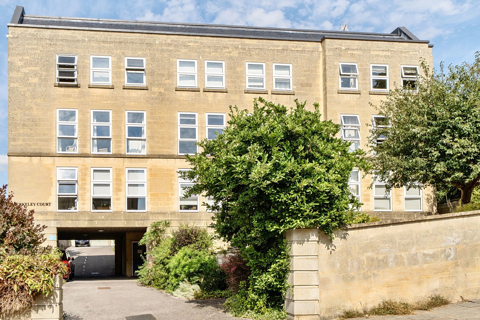 Flat in Bath