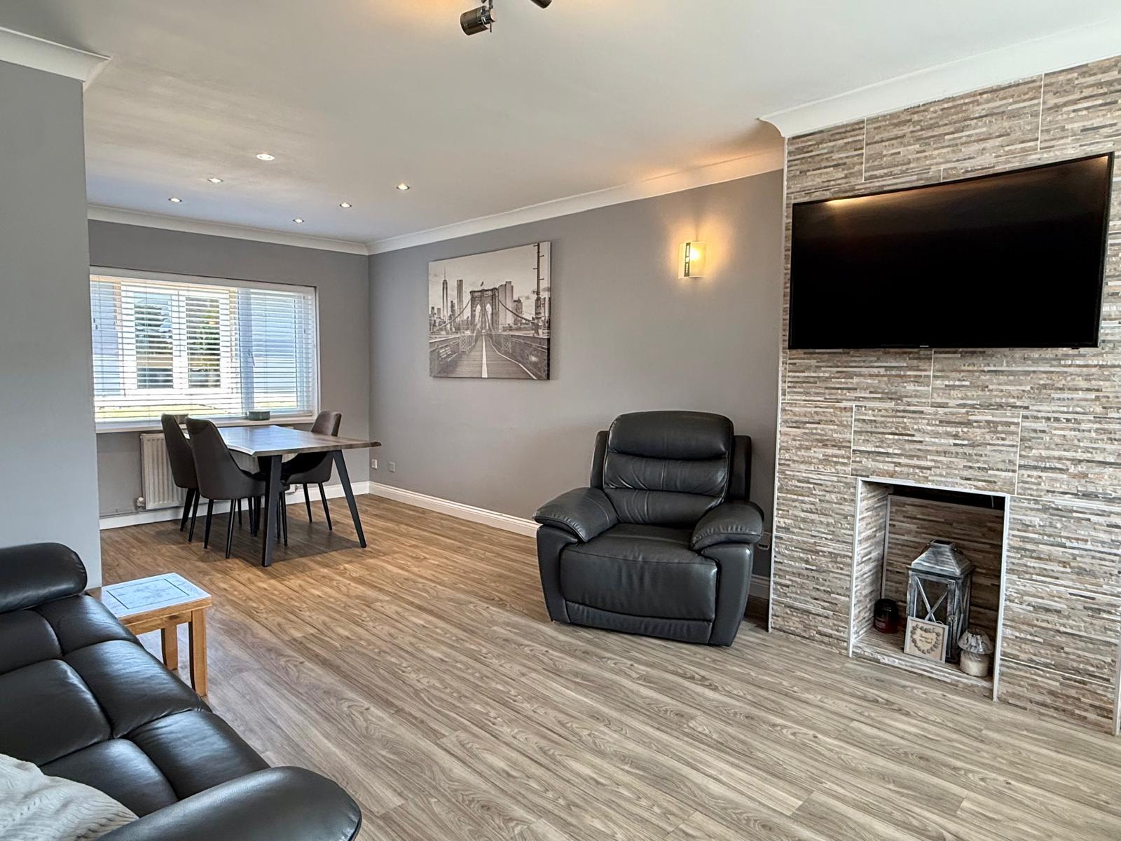 Detached House in Swansea