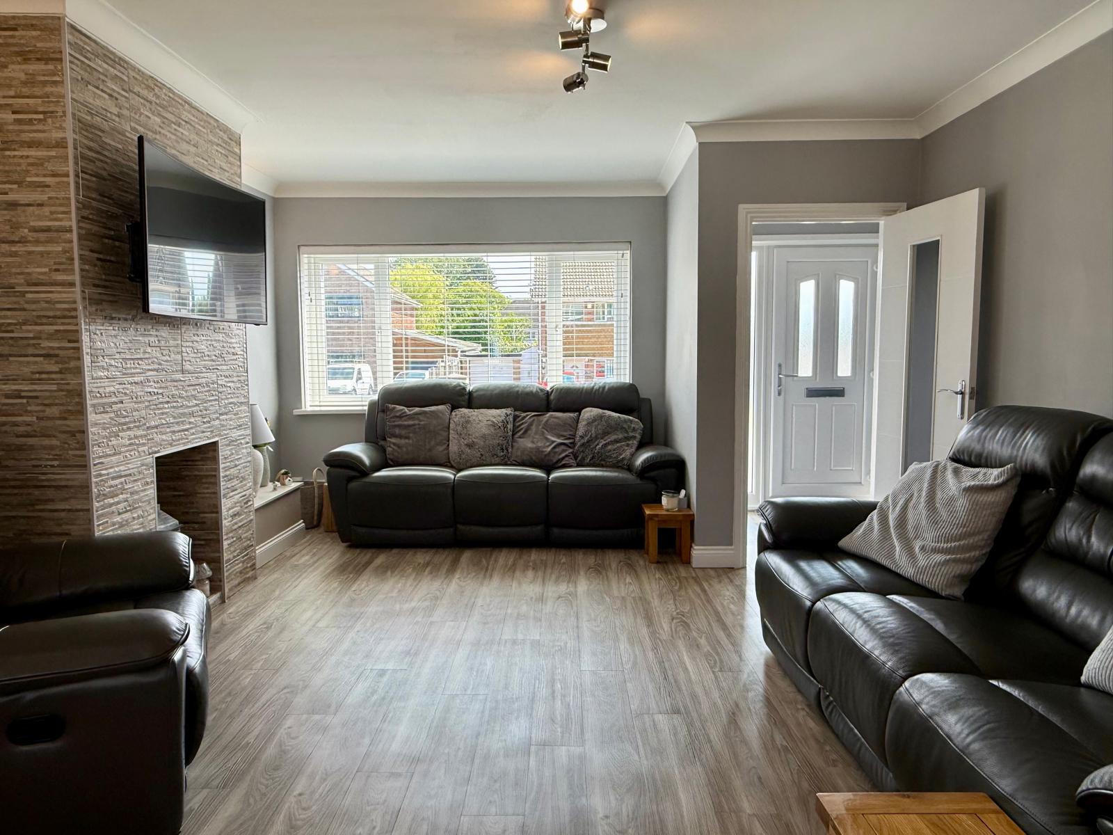 Detached House in Swansea