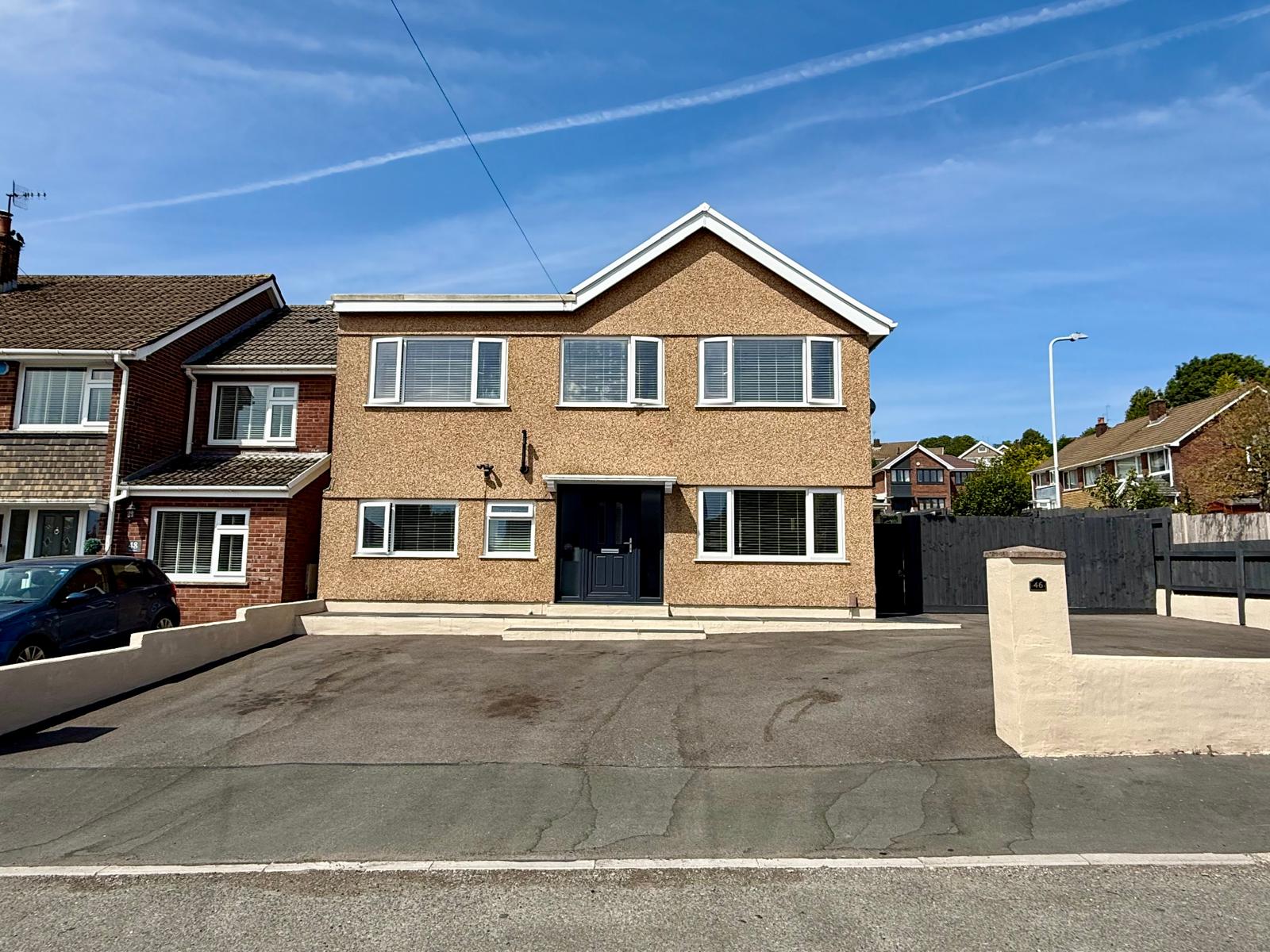 Detached House in Swansea