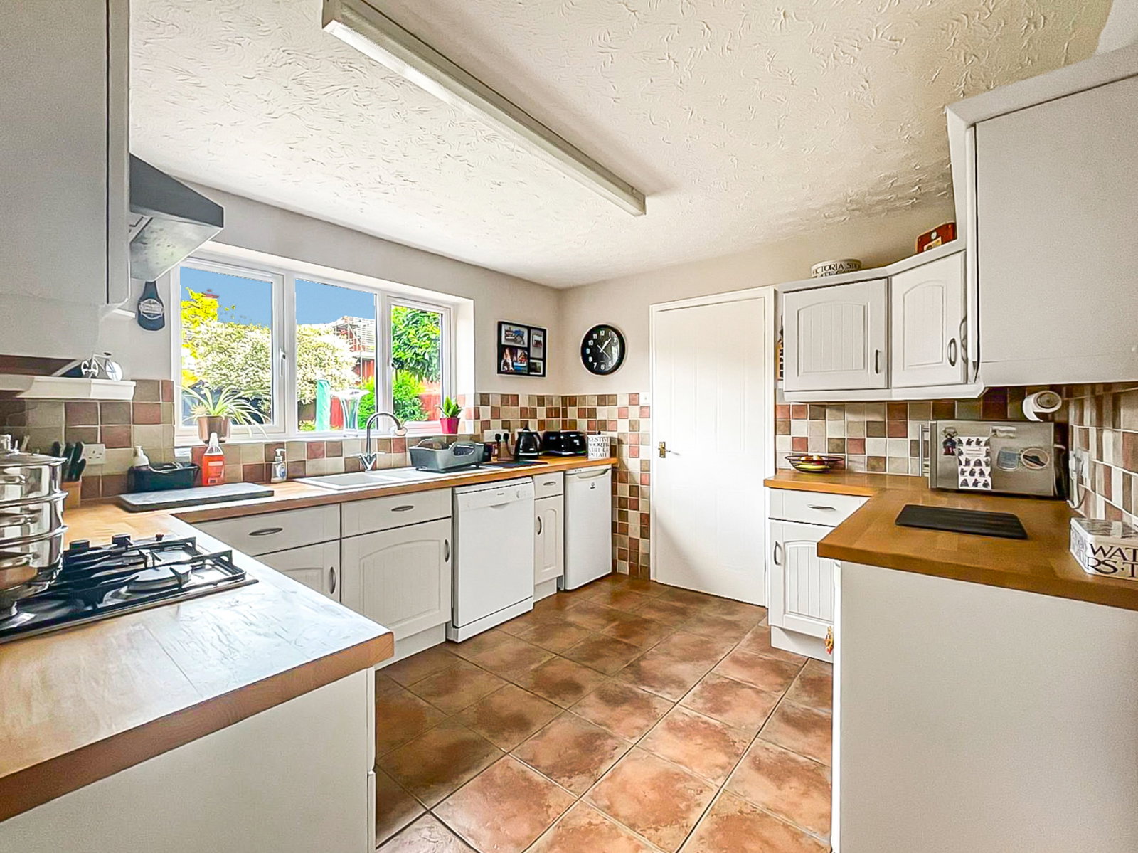 Detached House for sale in Gloucester, Nene Close, Quedgeley, Gloucester, GL2 4NT