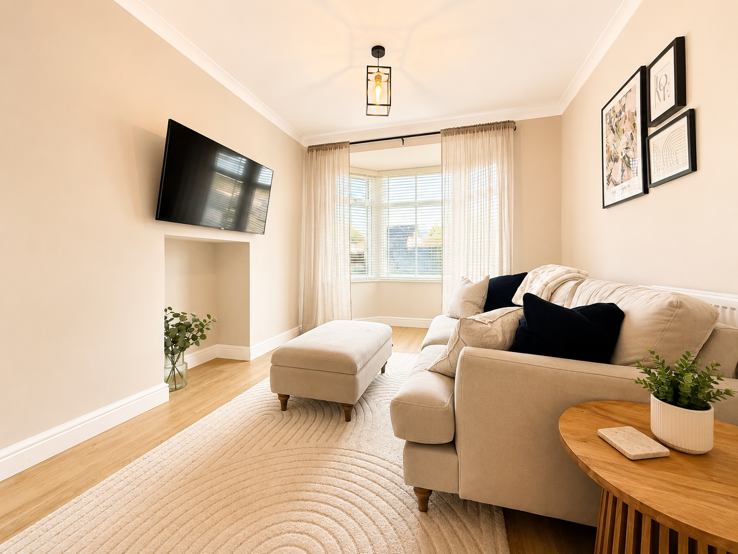 Semi Detached House in Swansea