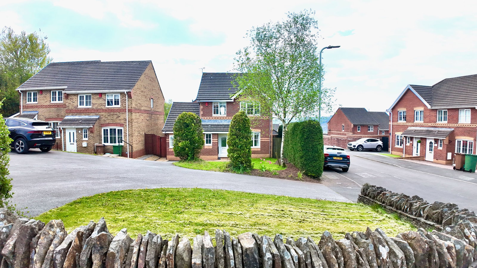Detached House for sale in Bargoed, Cwrt Neuadd Wen, Aberbargoed, CF81, 1367 m²