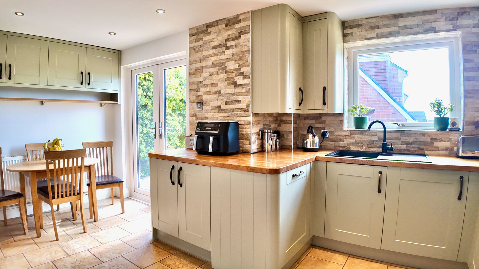 Detached House in Bargoed 2