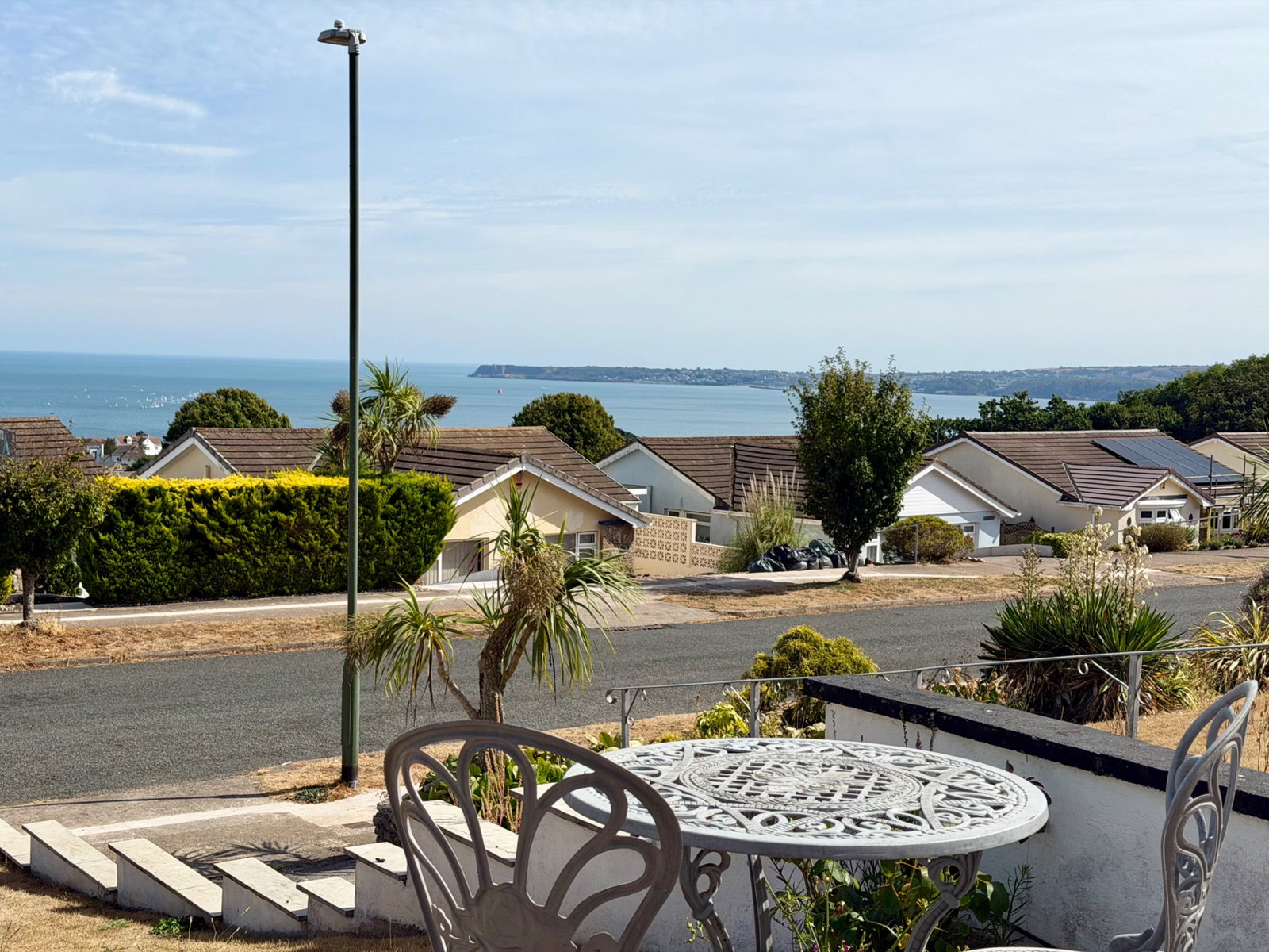 Detached House for sale in Torquay, Livermead, Torquay, 883 m²
