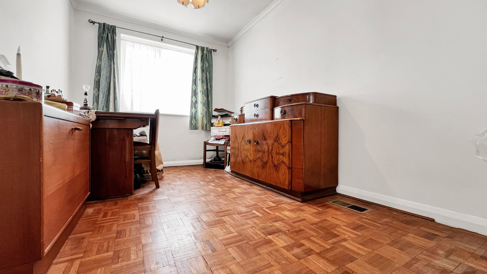 Bungalow in Croydon