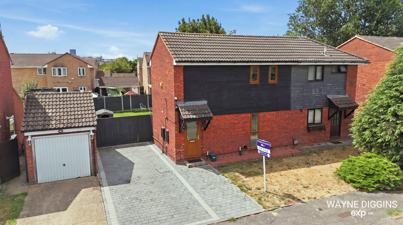 Semi Detached House in Grays