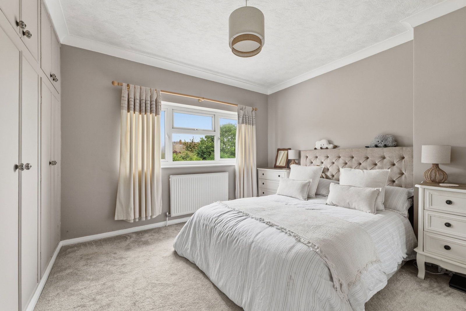 Semi Detached House for sale in Newark, Broomfield Lane, Farnsfield, 1177 m²