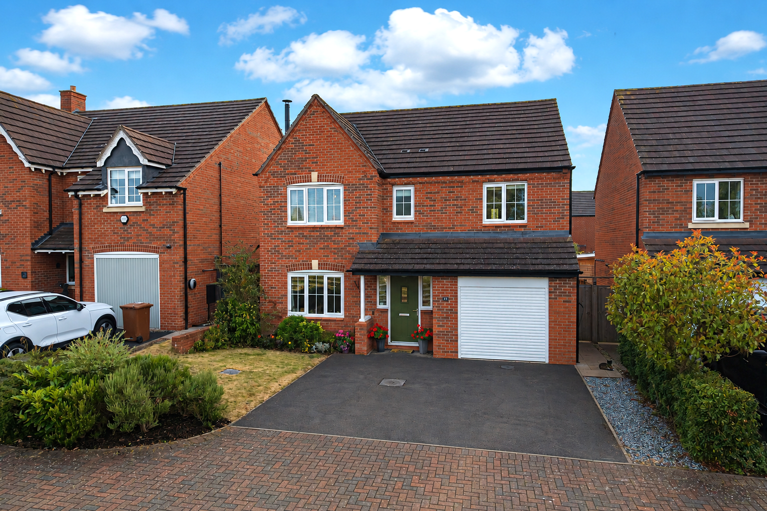 Detached House for sale in Lichfield, Stapleford Avenue, Fradley, Lichfield, WS13 8TZ