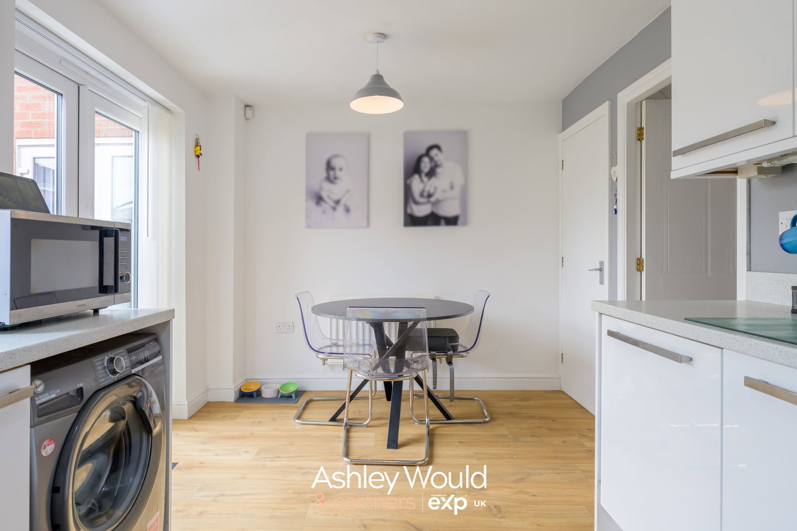 Link Detached House in Cradley Heath