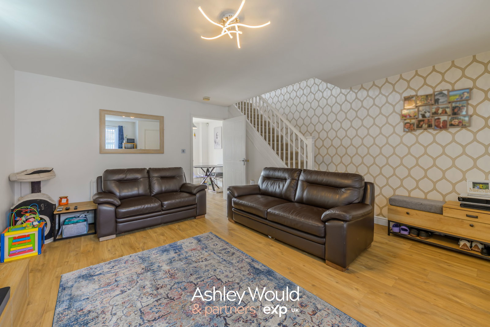 Link Detached House in Cradley Heath
