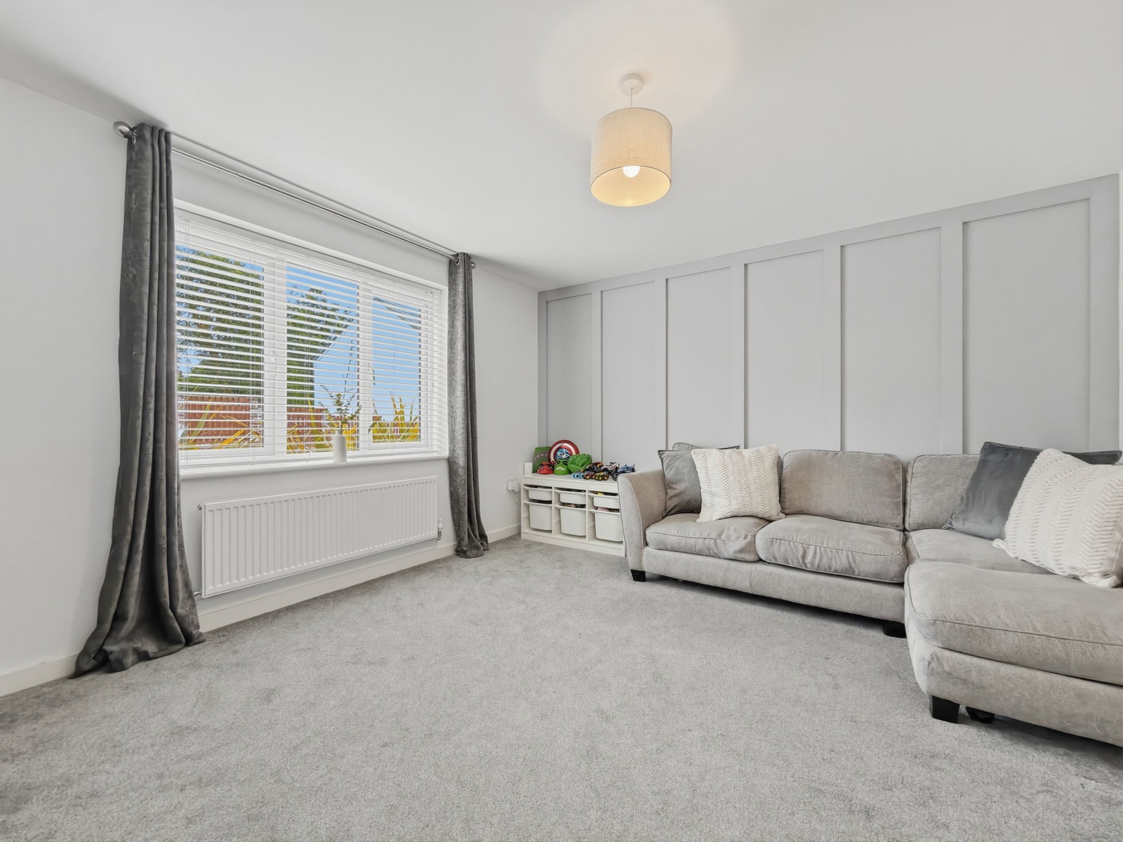 Detached House in Oakdale