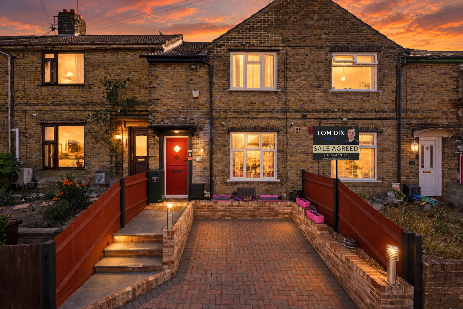 Terraced House for sale in Rochester, Longley Road, Rochester, ME1 2HA, 641 m²