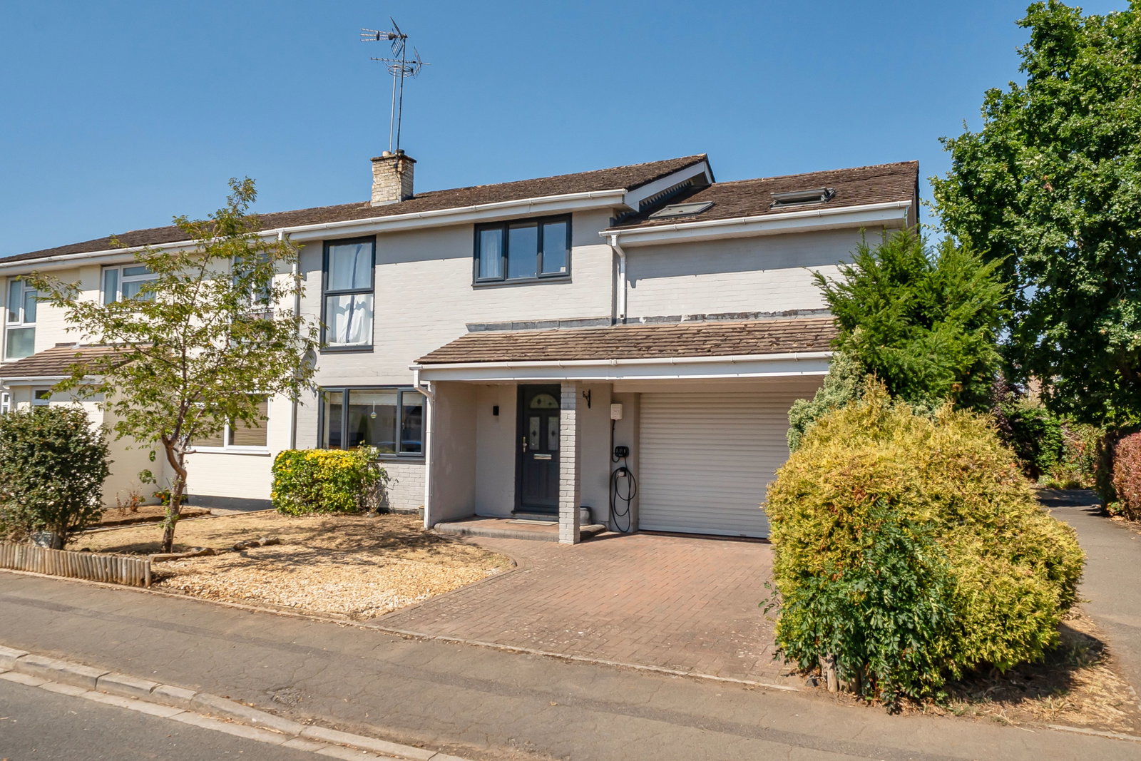Semi Detached House in Chippenham