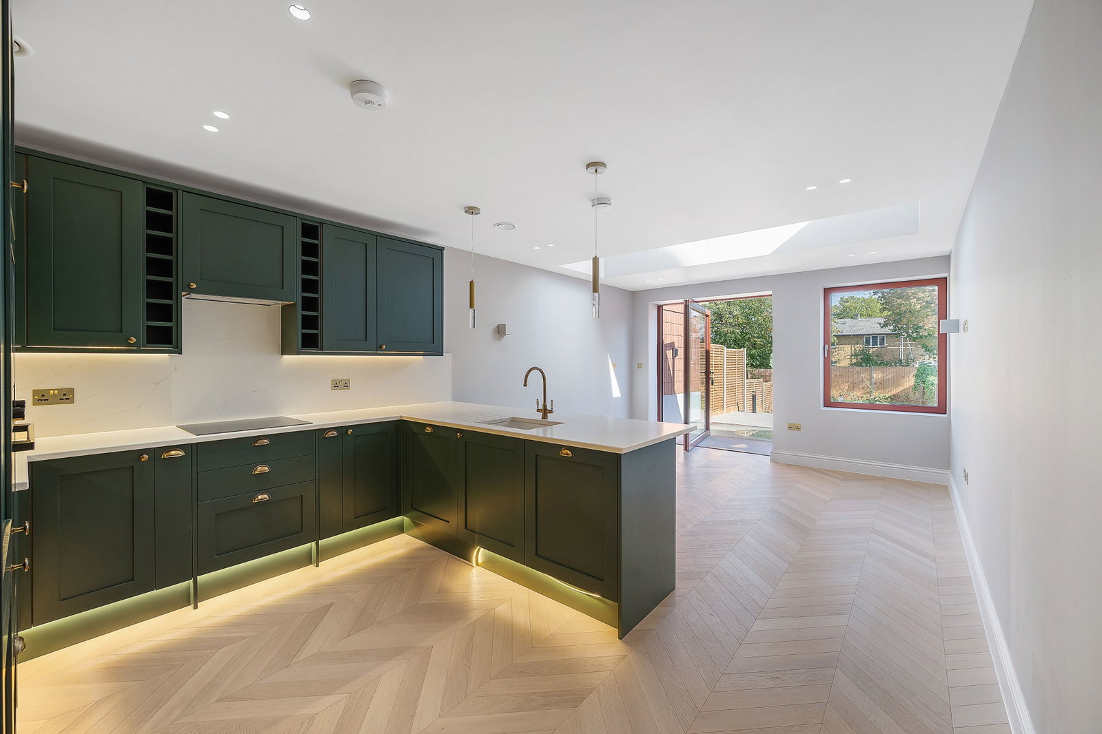 Terraced House for sale in London, Church Rise, Forest Hill, SE23, 2199 m²