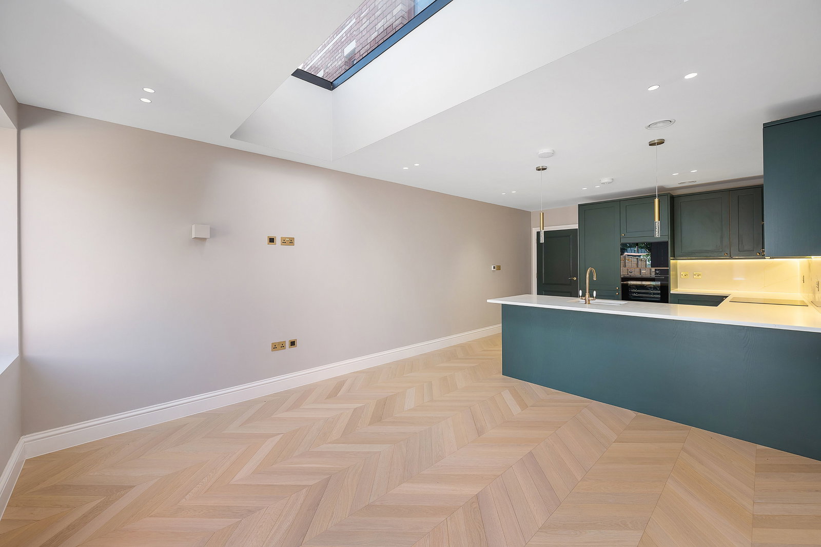 Terraced House for sale in London, Church Rise, Forest Hill, SE23, 2199 m²