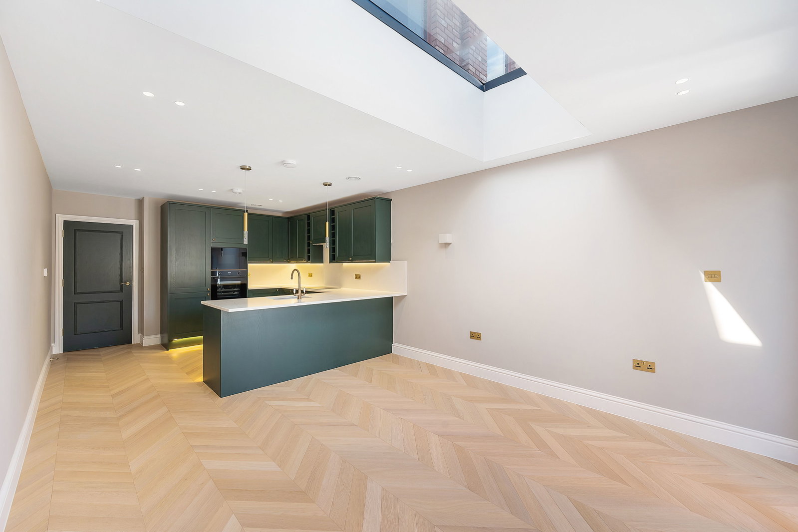 Terraced House for sale in London, Church Rise, Forest Hill, SE23, 2199 m²