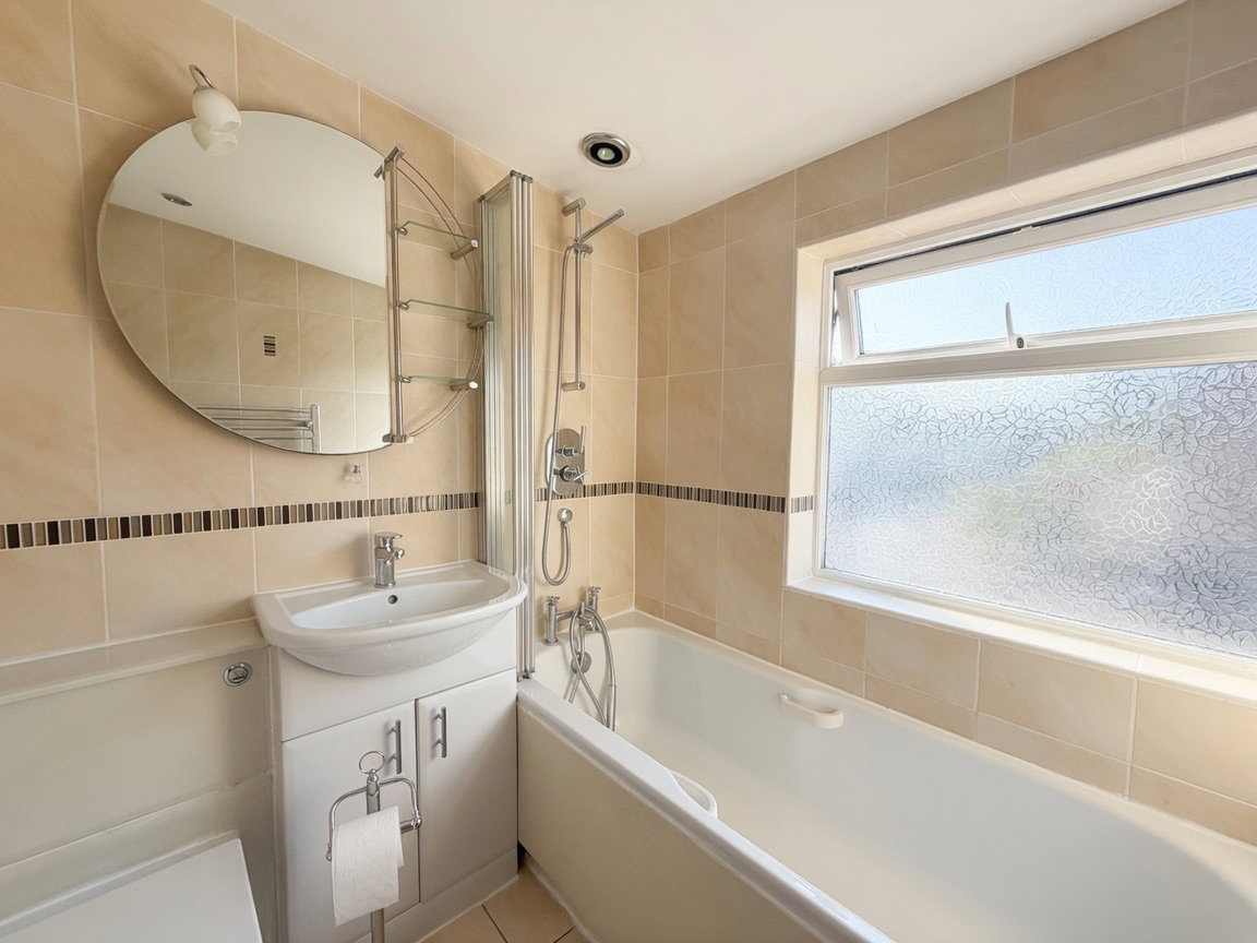 Terraced House in Edenbridge