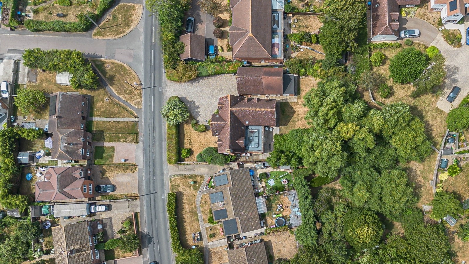 Detached House for sale in Shabbington, Shabbington, Buckinghamshire, HP18 9HN