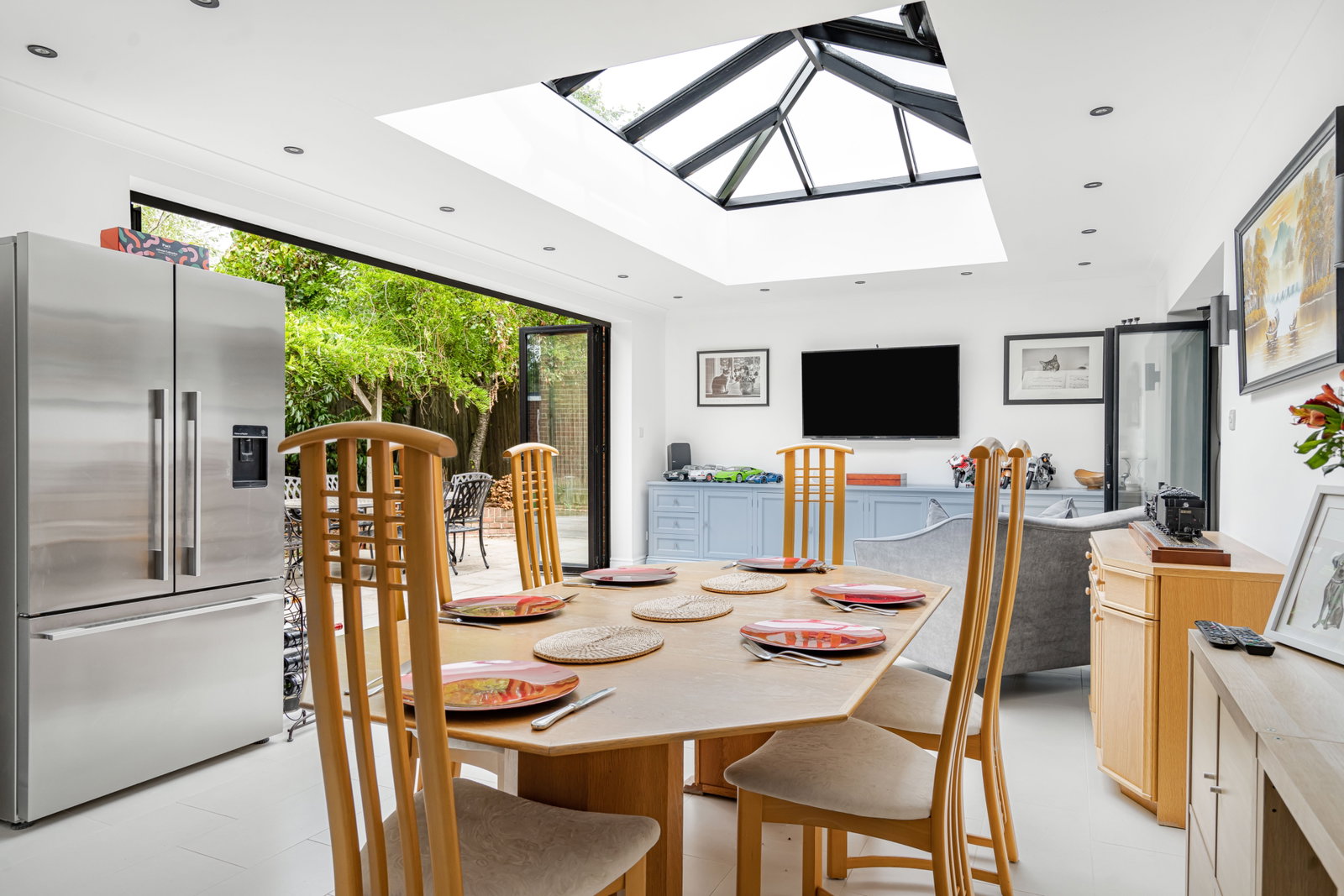 Detached House for sale in Shabbington, Shabbington, Buckinghamshire, HP18 9HN
