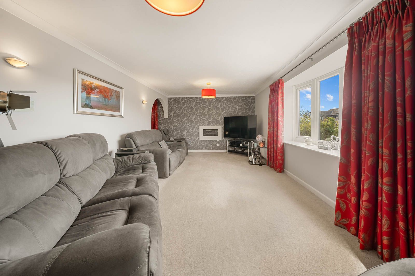 Detached House in Holmfirth