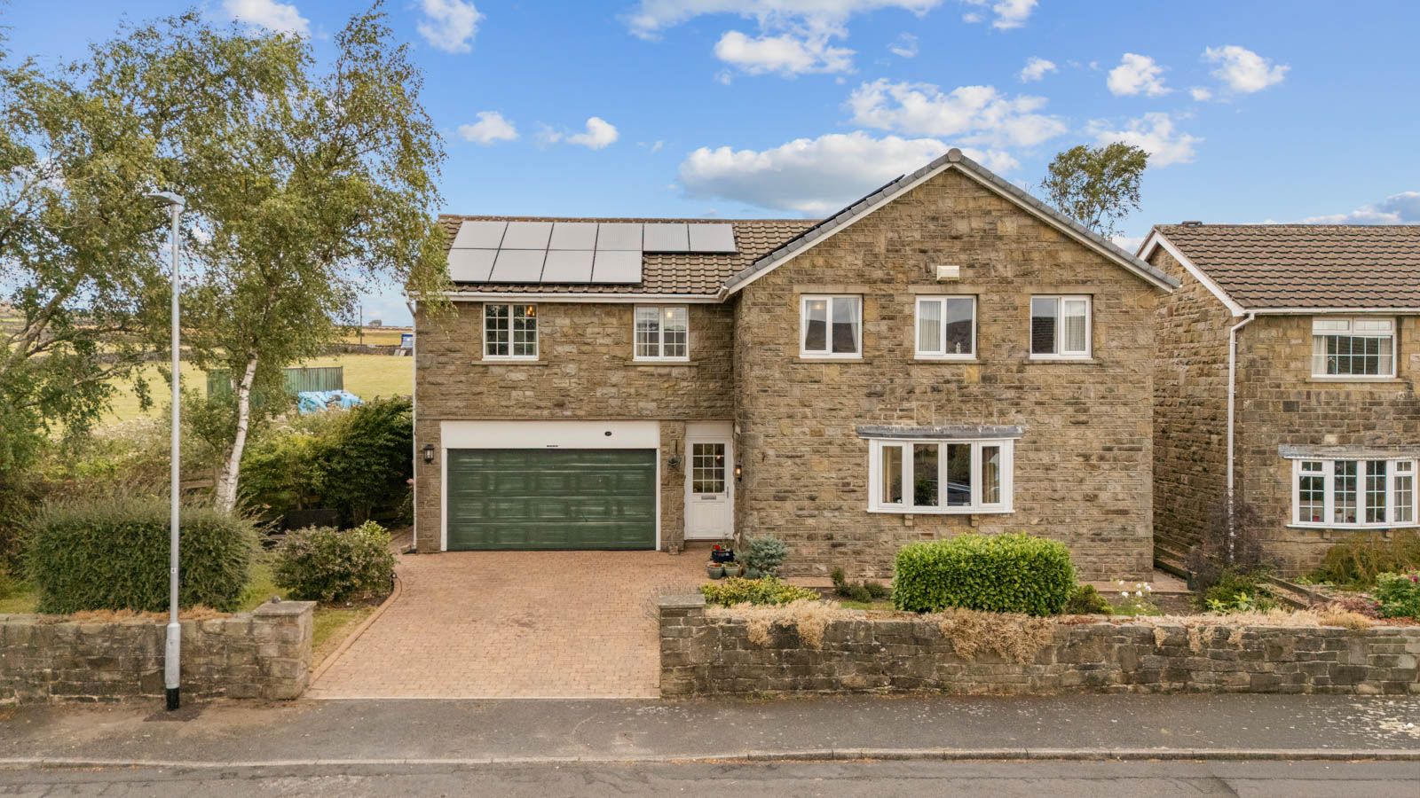 Detached House in Holmfirth