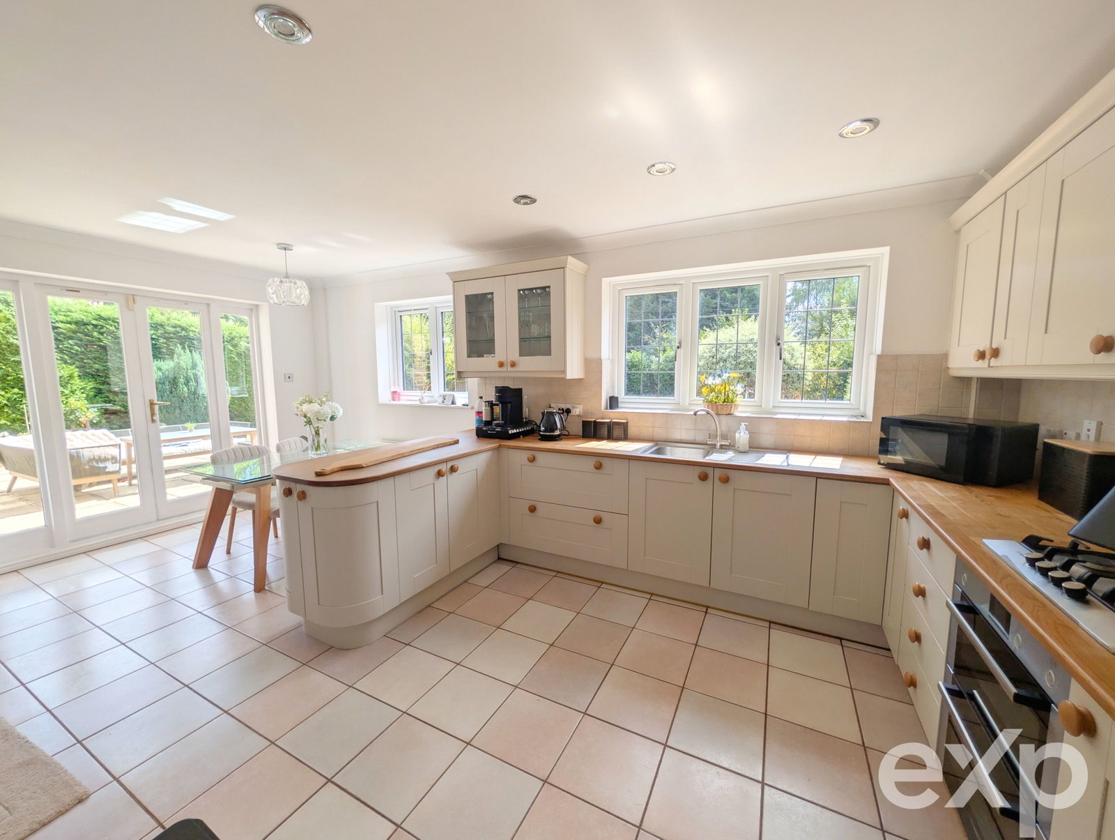 Detached House in Maidstone 2