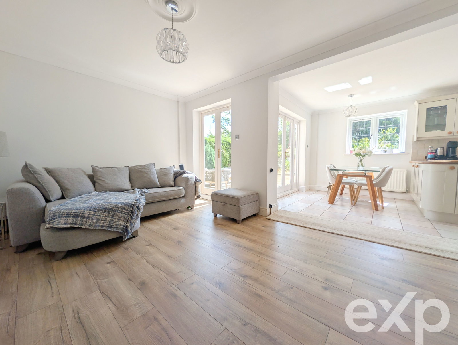 Detached House for sale in Maidstone, Thorneycroft Close, Kingswood, Maidstone, ME17 3BF, 2125 m²