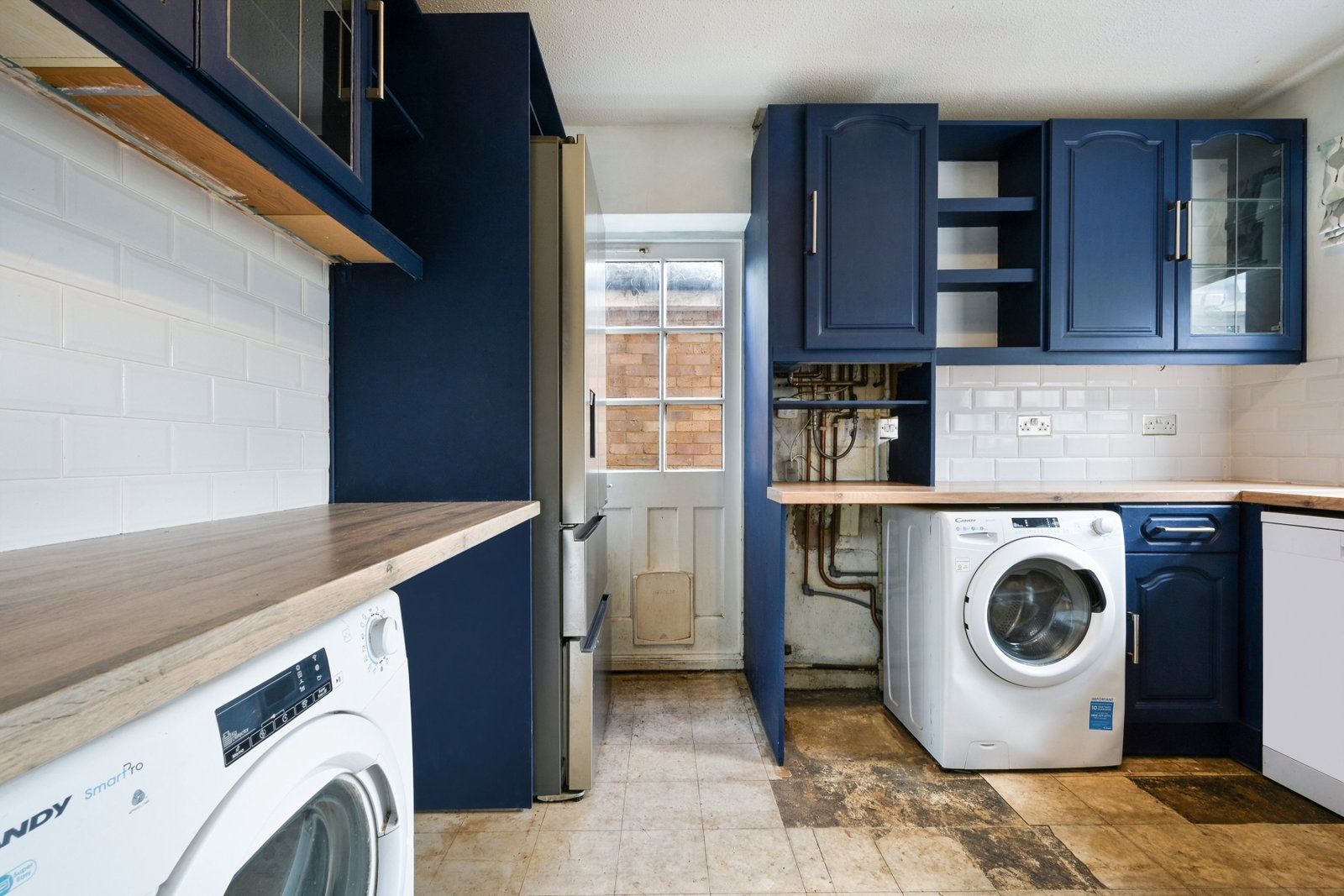 Detached House for sale in Epsom, Lewins Road, Epsom, KT18 7TL, 1319 m²