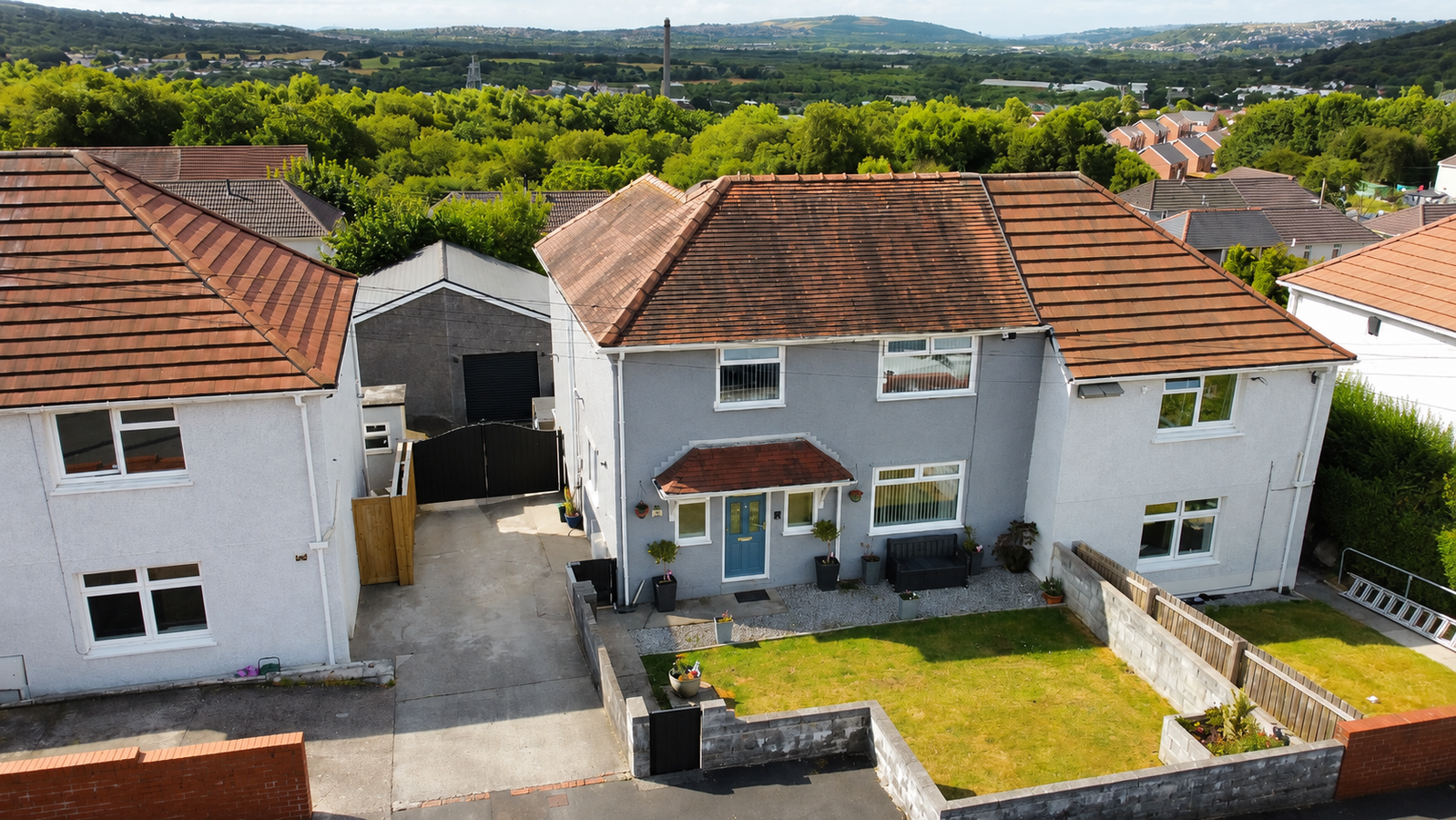 Semi Detached House in Swansea