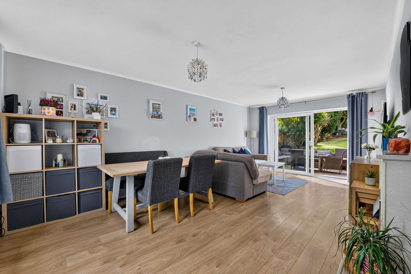 Semi Detached House for sale in Croydon, Falconwood Road, Croydon, CR0 9BB